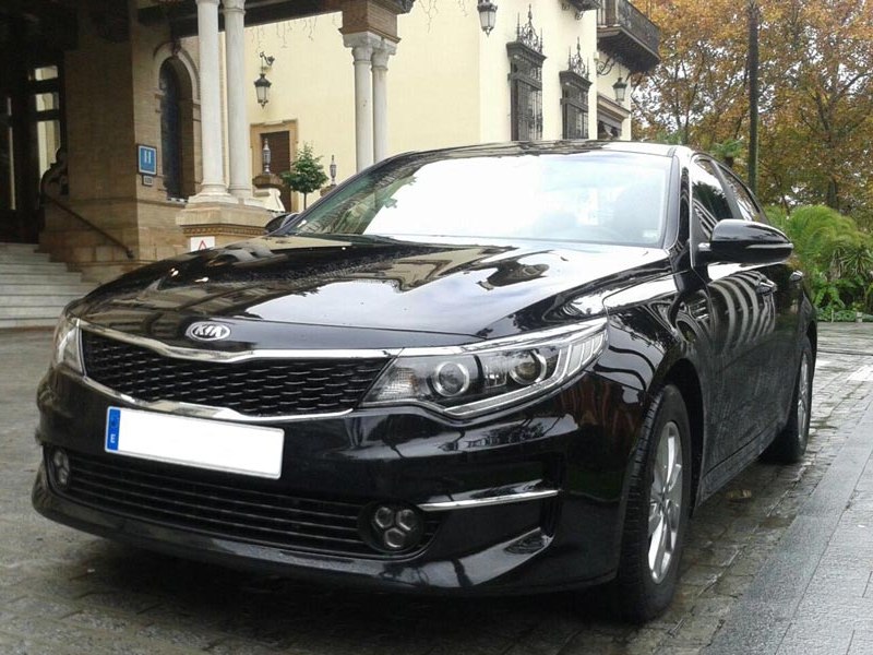 rent luxury car in Seville